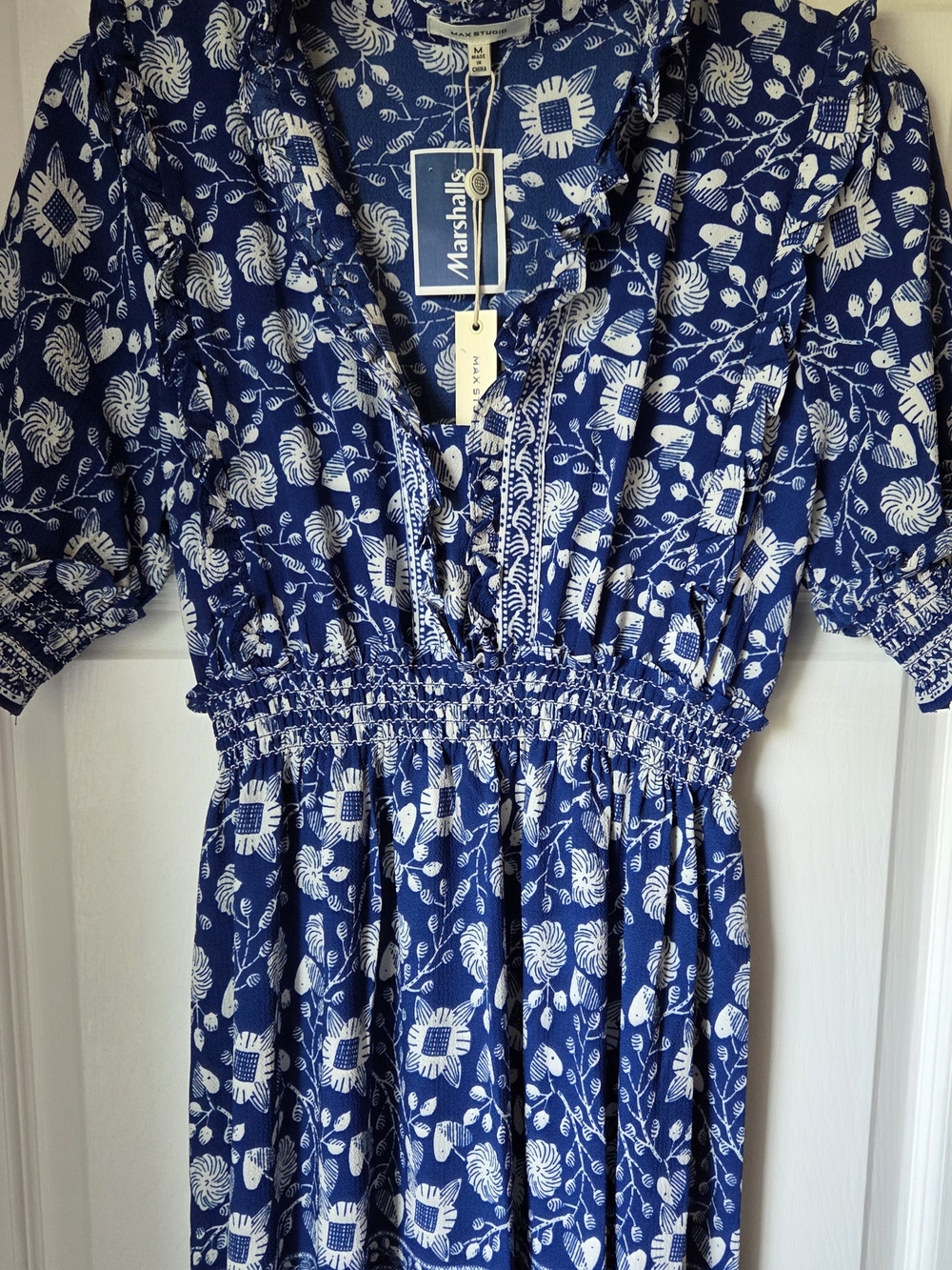 Max Studio Navy and White Floral Tiered Dress - Picture 4 of 6